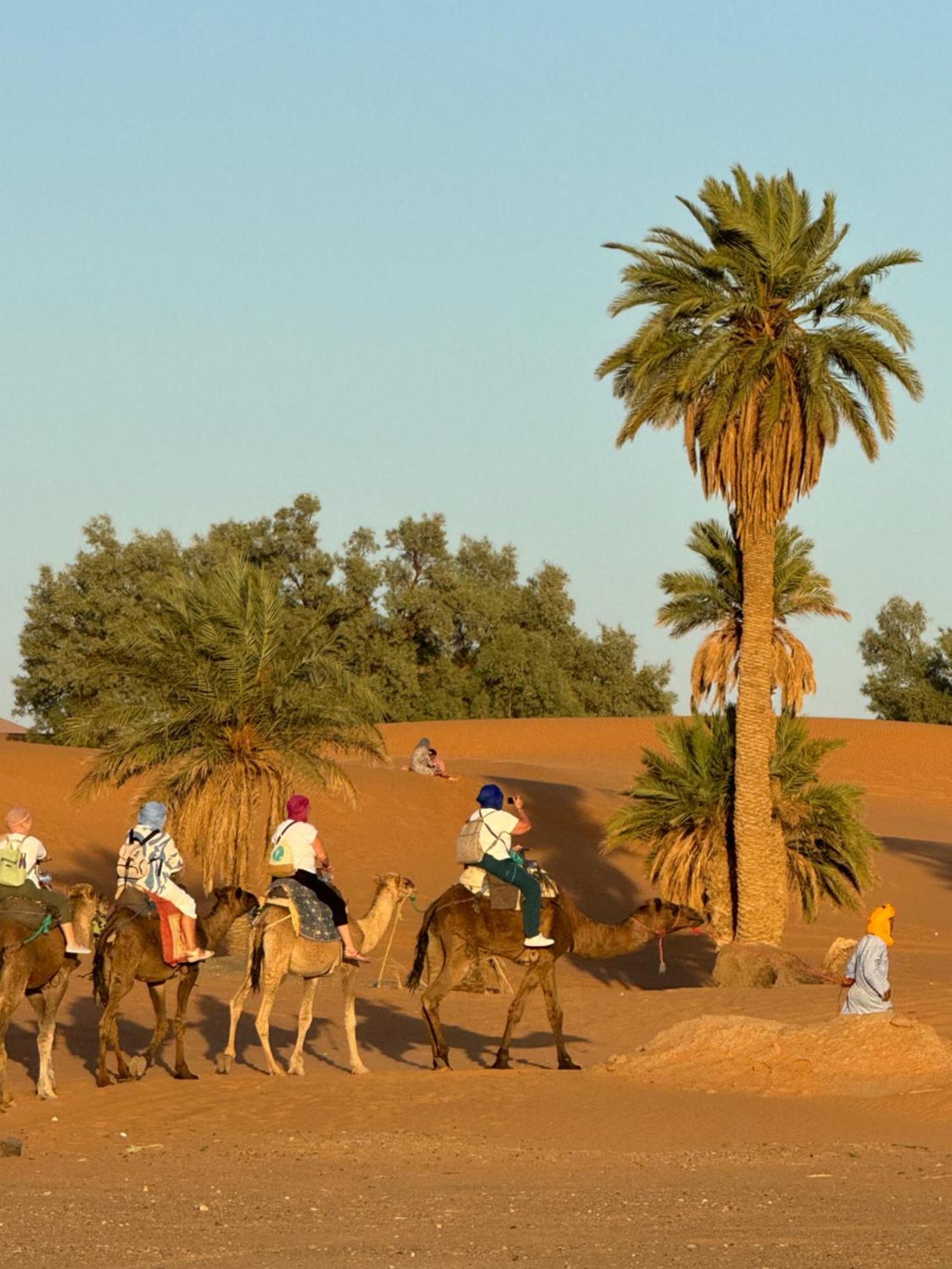 Villa Sahara Vibes Luxury Camp Merzouga Esterno foto